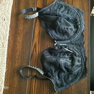 32G Elle Macpherson bra